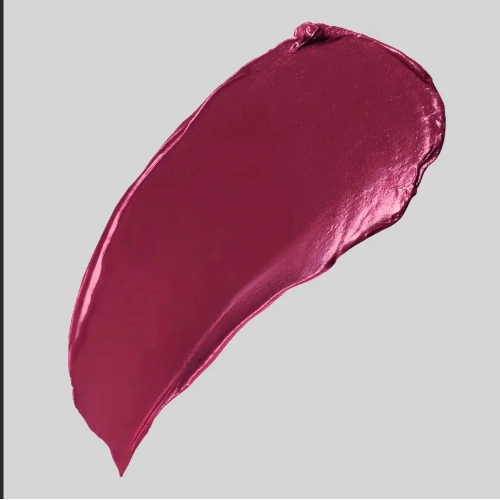 Buxom MAGENTA MAVEN satin plump Full-On Lipstick
